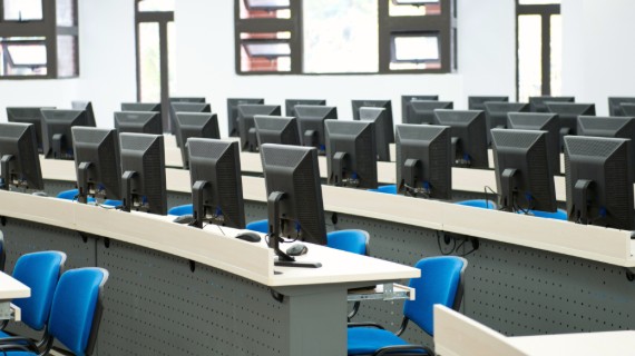 助力某学校信息化教学